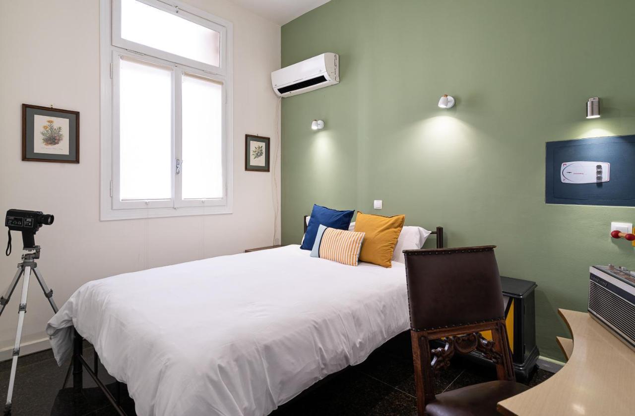 Spacious & Artistic Retro 2Bd Apt With Sauna Αθήνα Εξωτερικό φωτογραφία