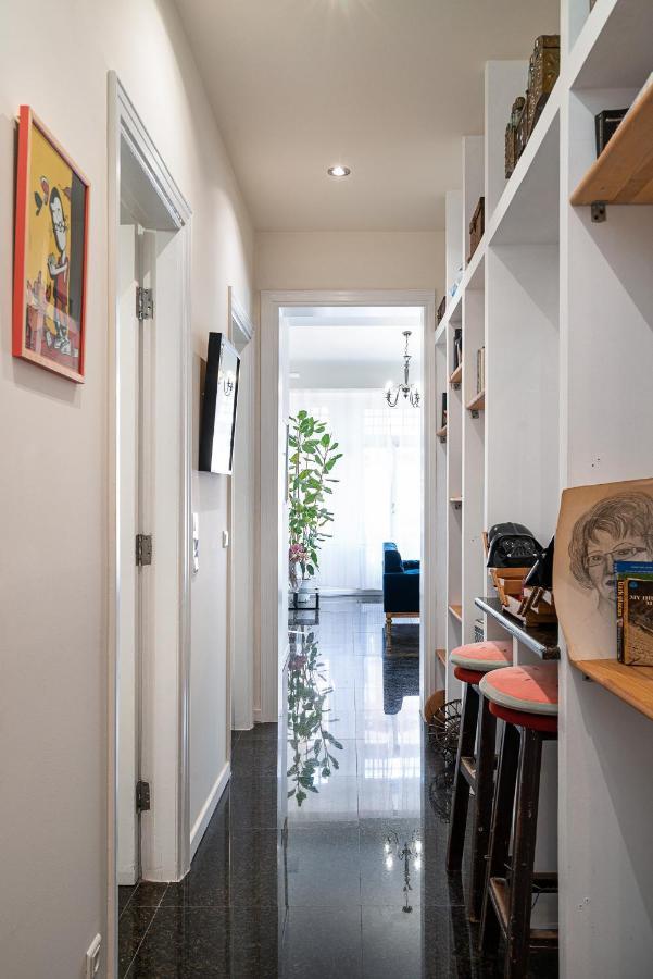 Spacious & Artistic Retro 2Bd Apt With Sauna Αθήνα Εξωτερικό φωτογραφία
