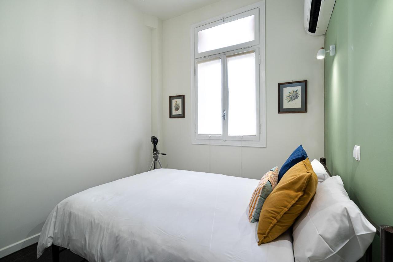 Spacious & Artistic Retro 2Bd Apt With Sauna Αθήνα Εξωτερικό φωτογραφία
